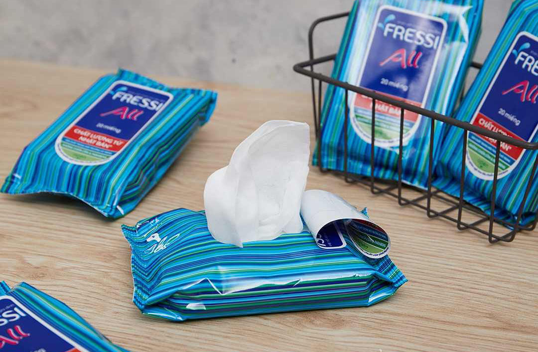 Khăn ướt chăm sóc gia đình Fressi care all 100 miếng 1